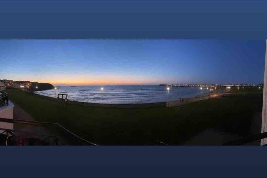 Luxurious Beach Front Apartment In Portrush Eksteriør bilde